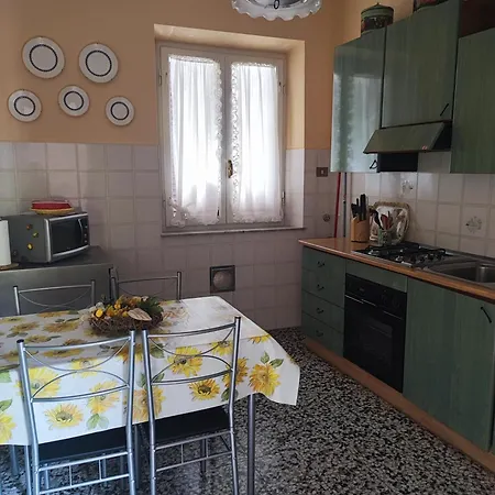 La Casa Dei Limoni Apartment *